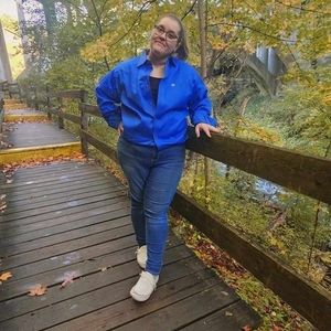 Meet your Posher, Faye